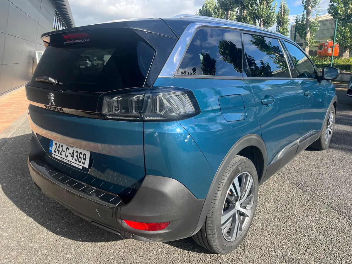 Peugeot 5008 2024 - Image 2