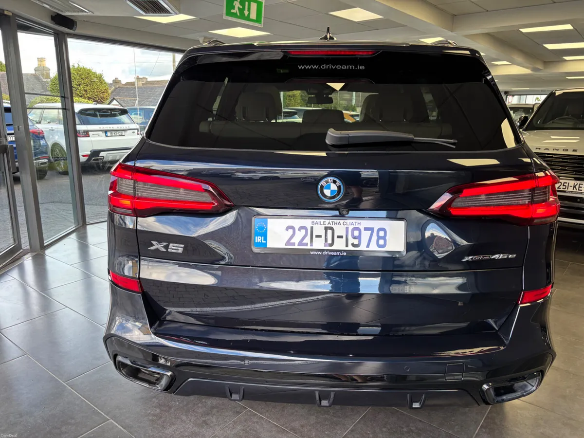 BMW X5 45e M-SPORT***SKY LOUNGE SUNROOF - Image 5