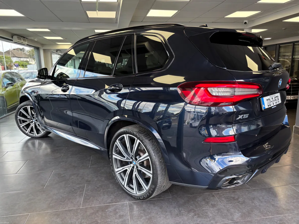 BMW X5 45e M-SPORT***SKY LOUNGE SUNROOF - Image 4