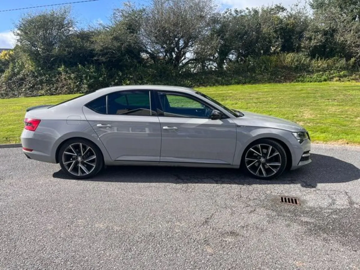 Skoda Superb Sportsline PLUS TDI DSG AUTOMATIC - Image 1