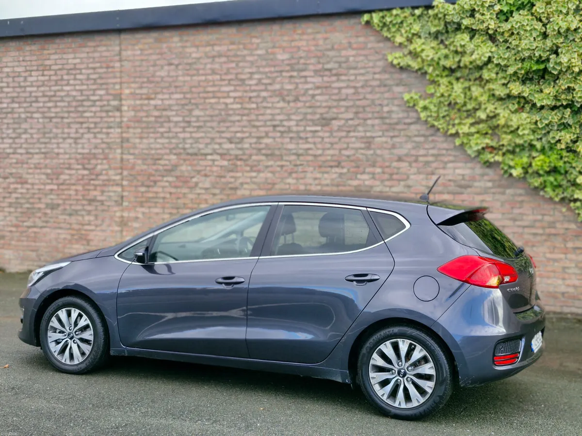 Kia Ceed CEE'D 1.6 EX FINANCE AVAILABLE - Image 2