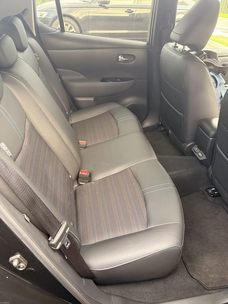 Nissan Leaf SV Premium Low Mileage Only 36000 - Image 5