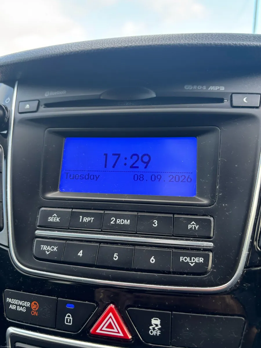 Car - Image 3