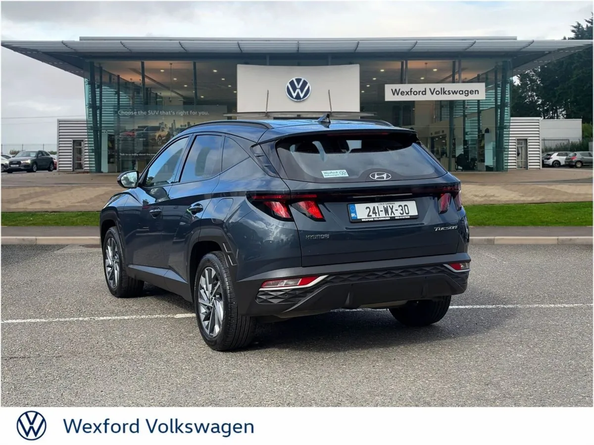 Hyundai Tucson 2WD Executive - Image 3