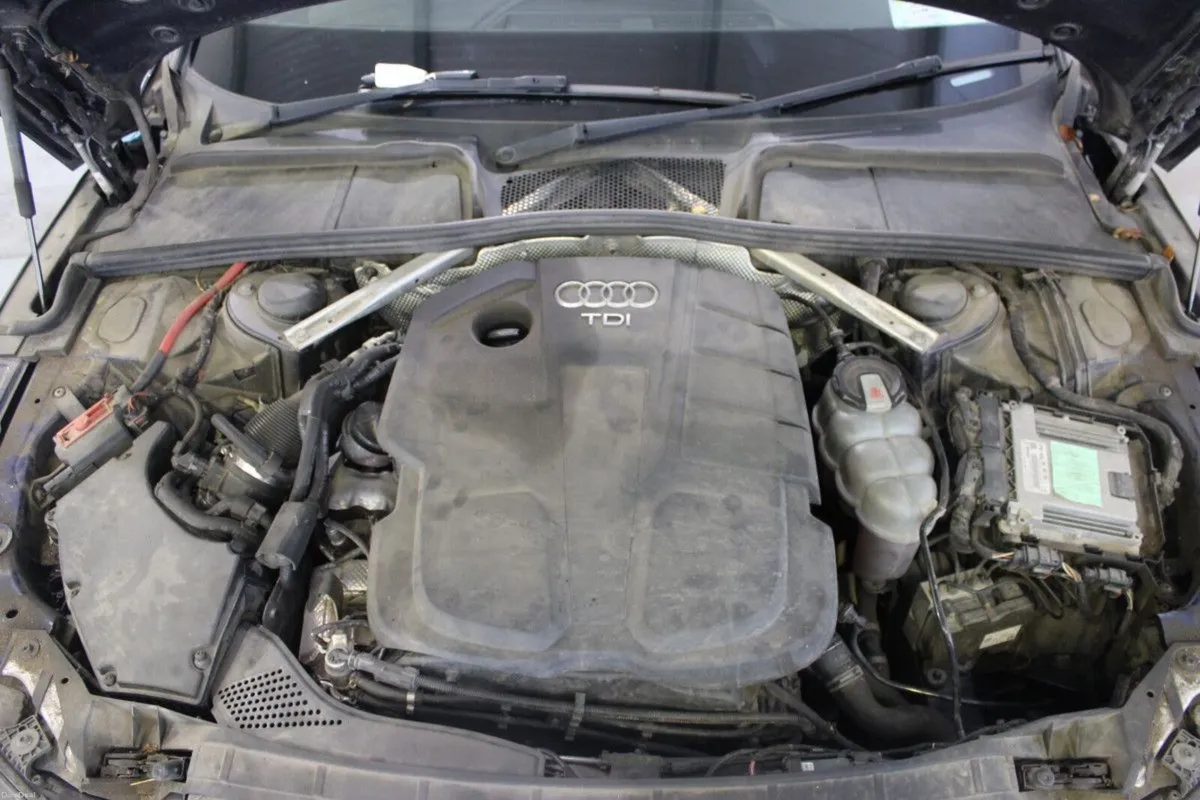 Audi A5 35TDI 150HP S tronic SE - TENDER 33 - Image 4