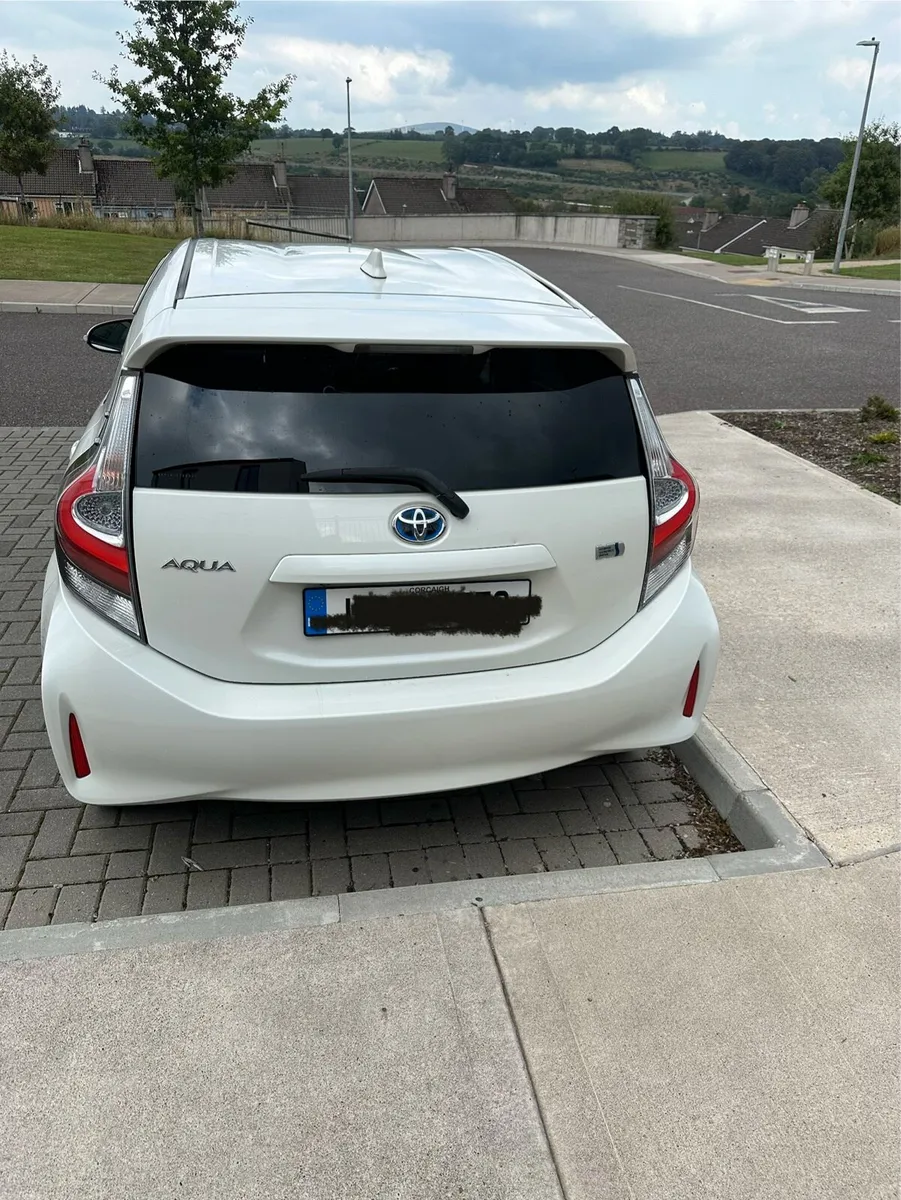 Toyota Aqua - Image 3