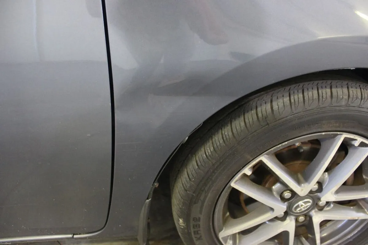 Toyota Auris 1.4 D-4D (90) 5Dr Sol - TENDER 32 - Image 3