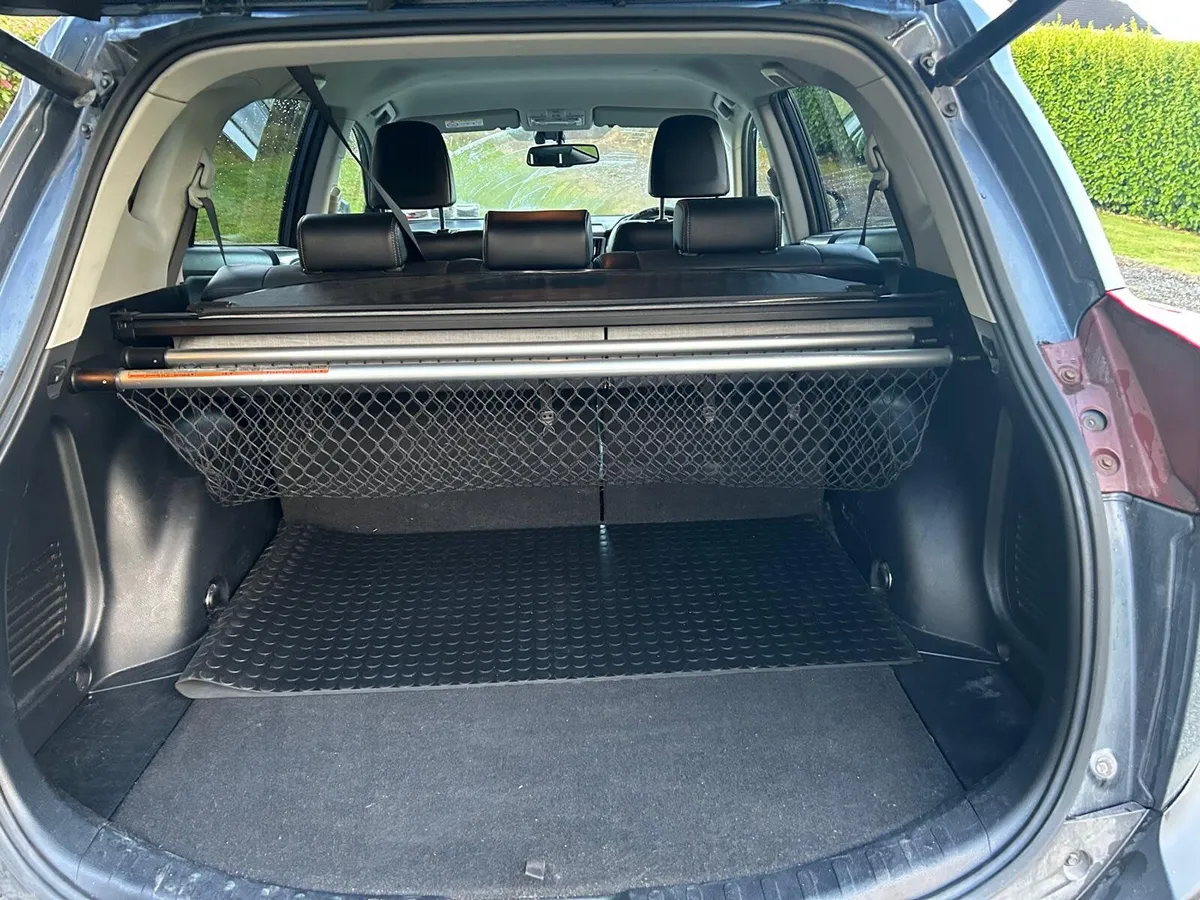 Toyota RAV4 2014 - Image 4
