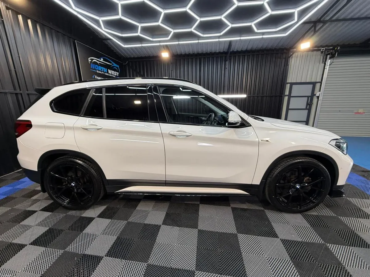 BMW X1 2022 Sport 25E Fully kitted - Image 6