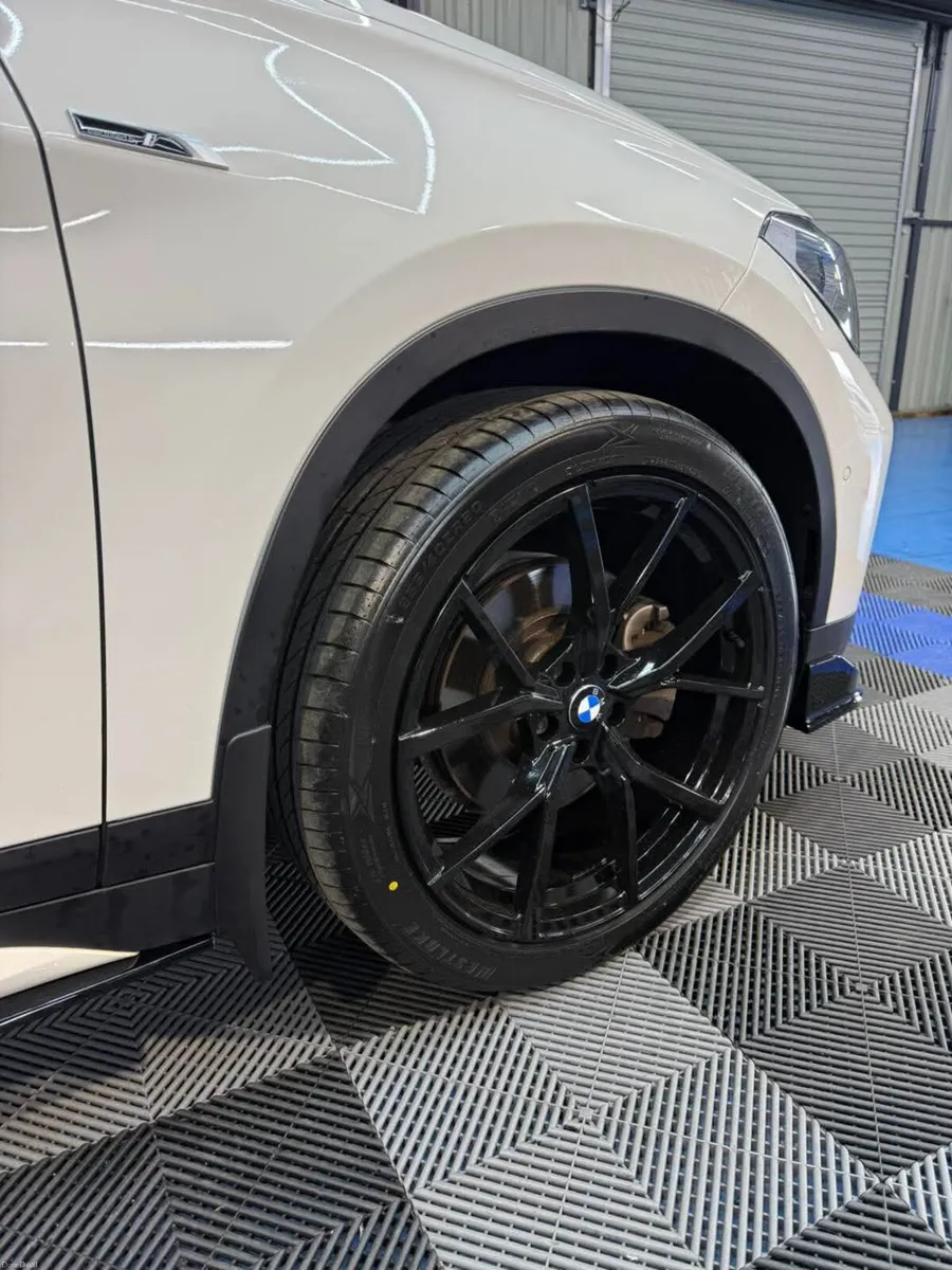 BMW X1 2022 Sport 25E Fully kitted - Image 4