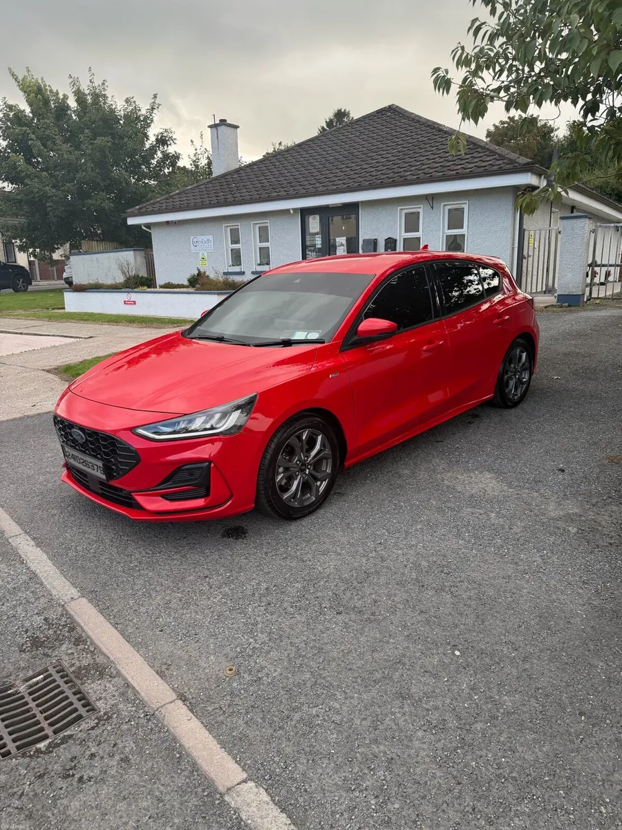 2024 Ford focus st line - Image 1