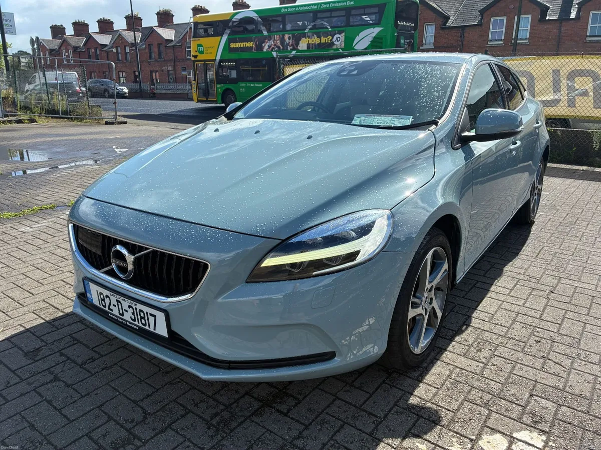 Volvo V40 2018 2.0D  AUTO NCT04/28 - Image 5