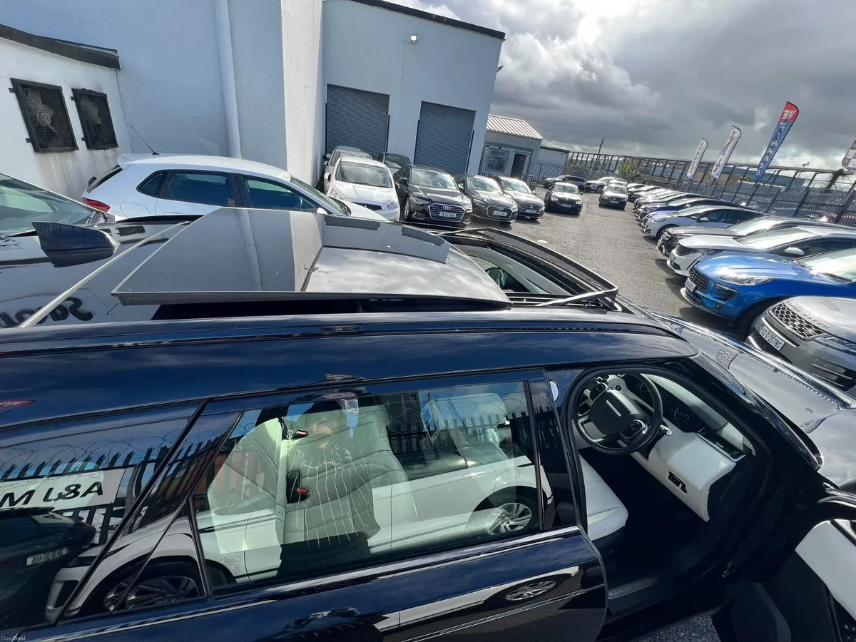 2019 Land Rover Velar Glass Roof - Image 6