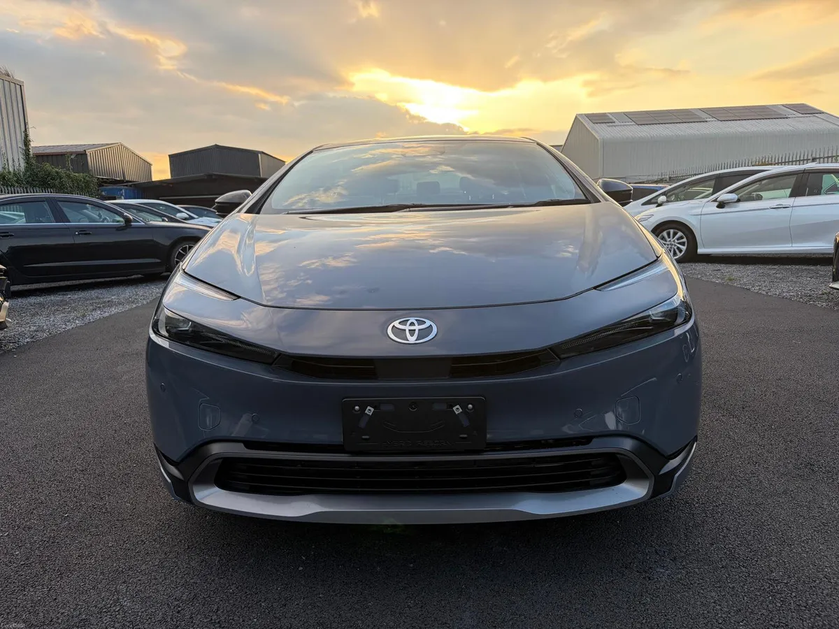 2024 TOYOTA PRIUS HYBRID AUTO - Image 4