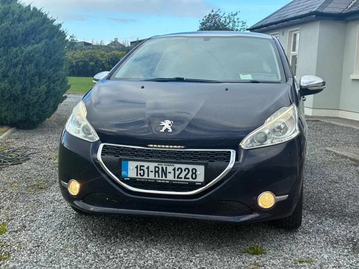 Peugeot 208 … starter car - Image 2