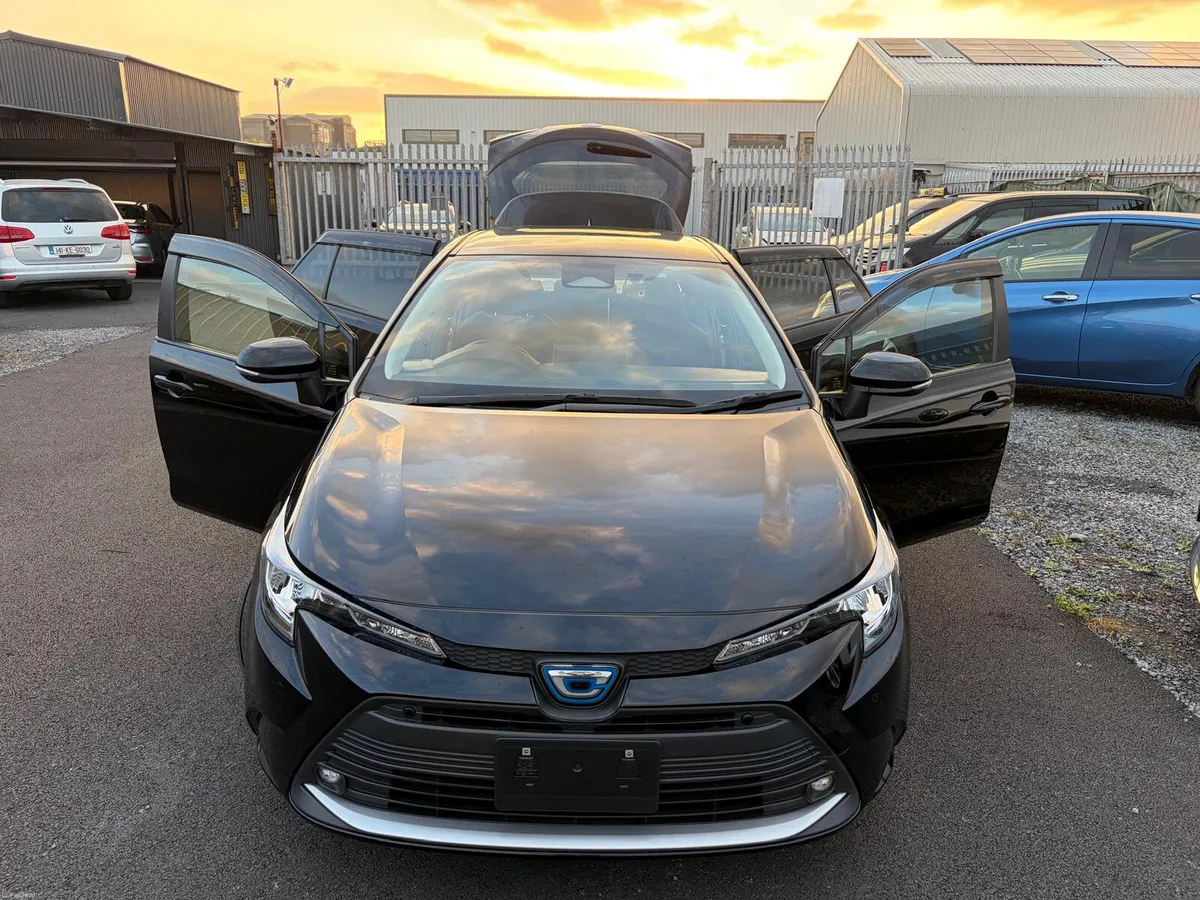 2023 TOYOTA COROLLA ESTATE TOURER AUTOMATIC - Image 4