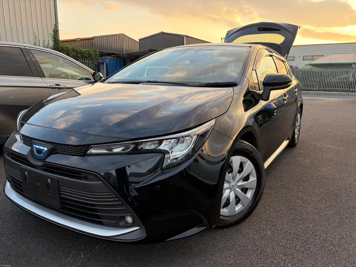 2023 TOYOTA COROLLA ESTATE TOURER AUTOMATIC - Image 3