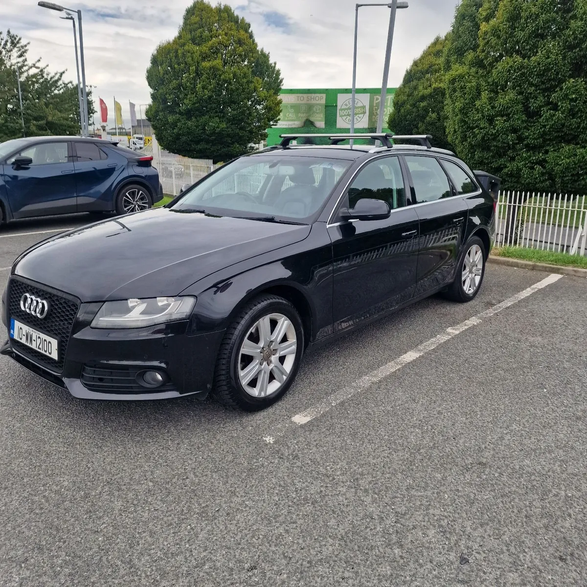 Audi A4 2010 - Image 2