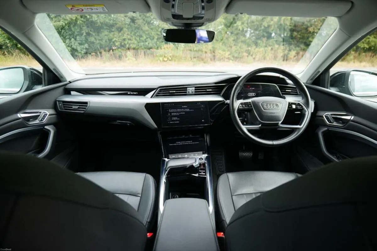 231 Audi Q8 e-tron 450Km Range - Image 4