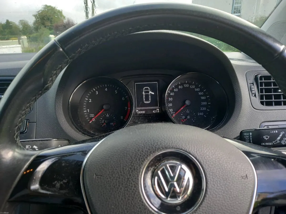 Volkswagon Polo - Image 2