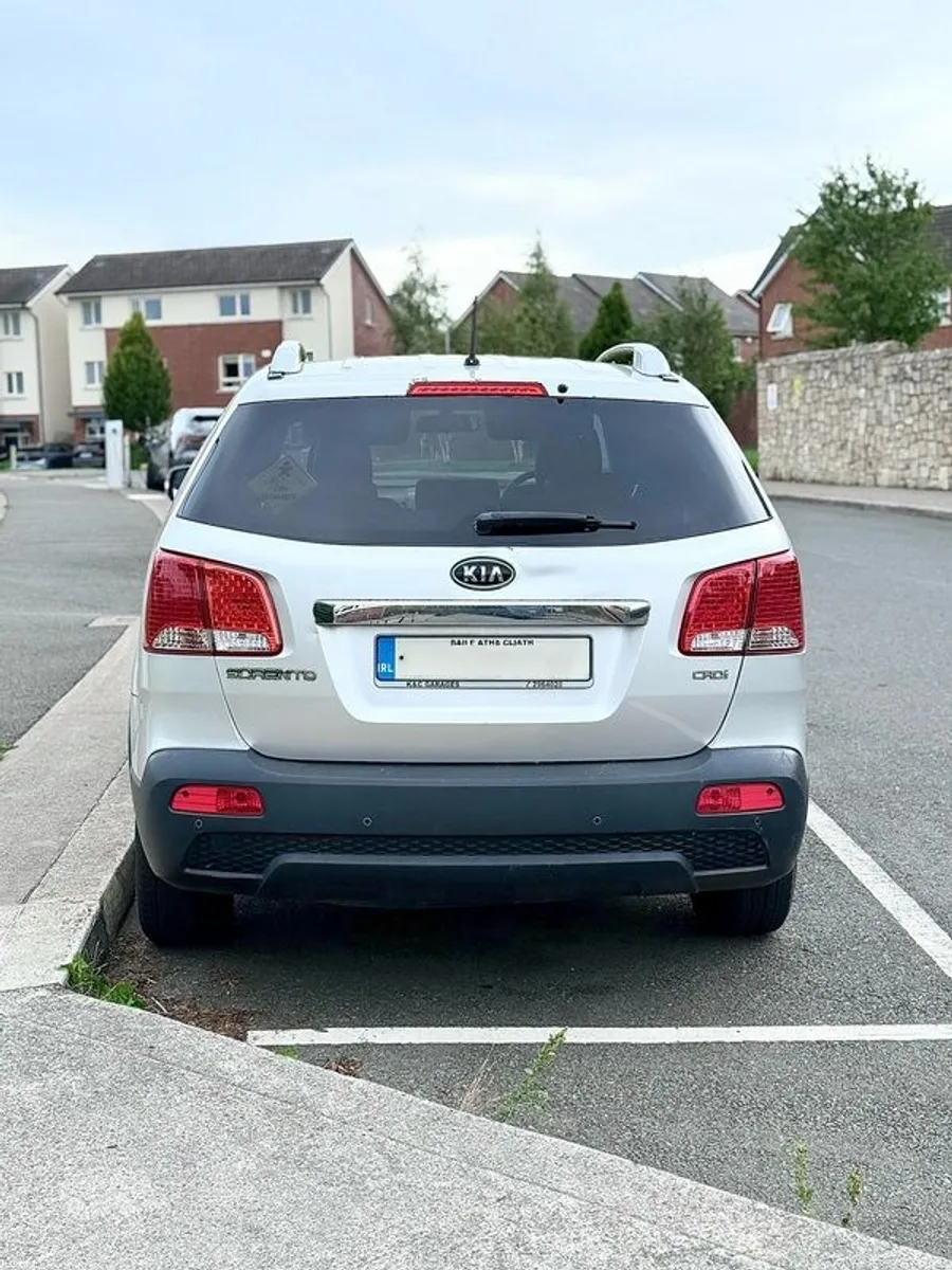 2011 Kia Sorento new clutch, taxed - Image 5