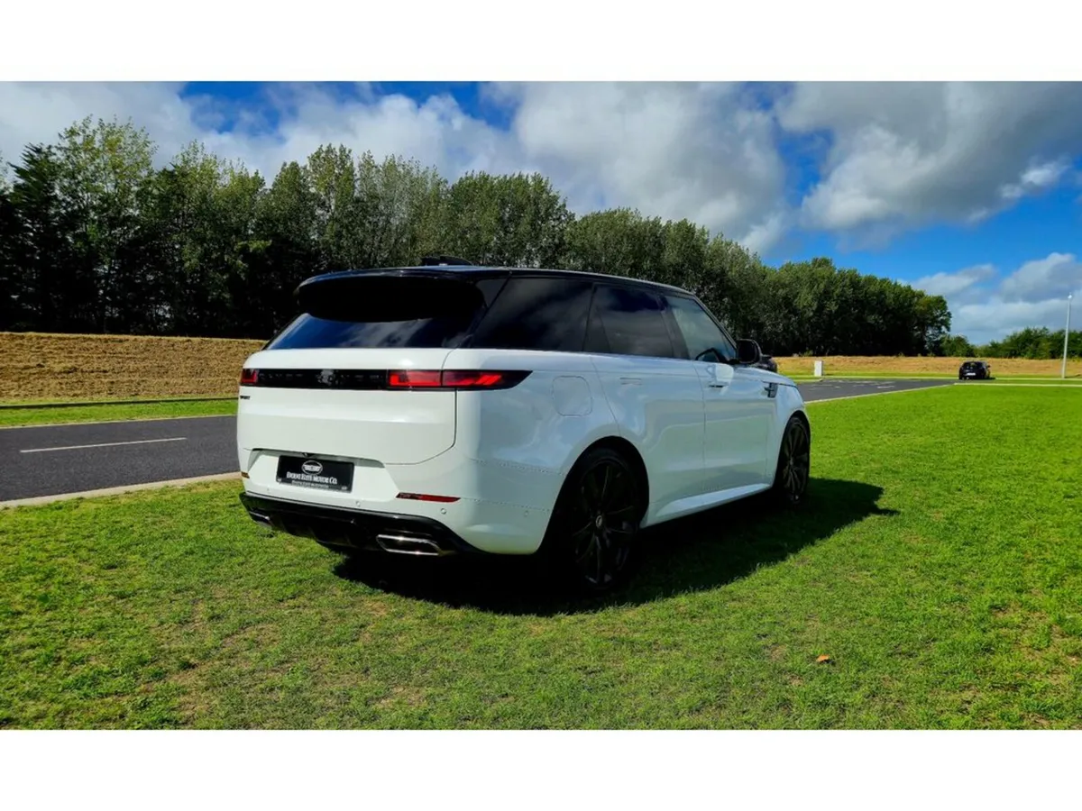 Land Rover Range Rover Sport DYNAMIC SE - Image 3