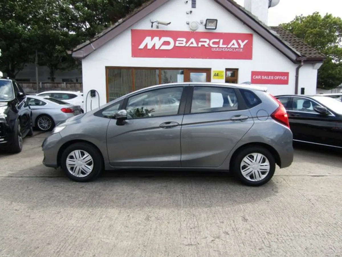Honda Jazz 1.3 I-vtec SE 5DR. LOW KLMS. - Image 4