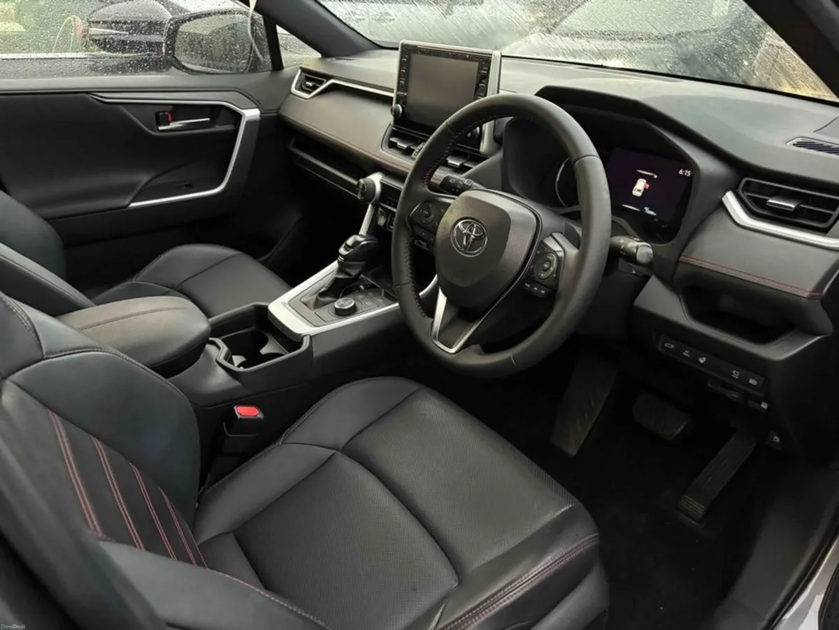 Toyota RAV4 300BHP PHV G Z PRIME 4WD - Image 4