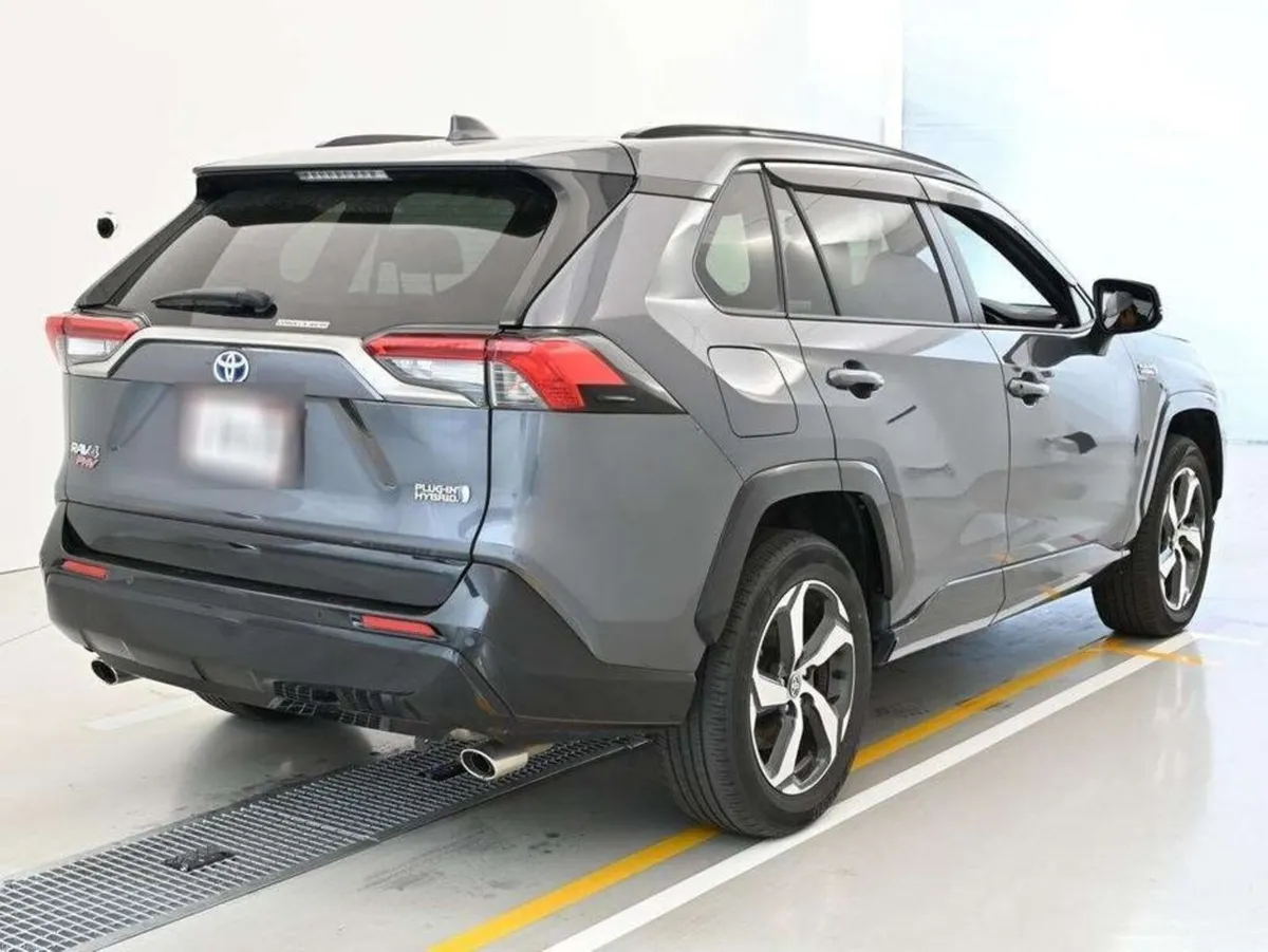 Toyota RAV4 300BHP PHV G Z PRIME 4WD - Image 3