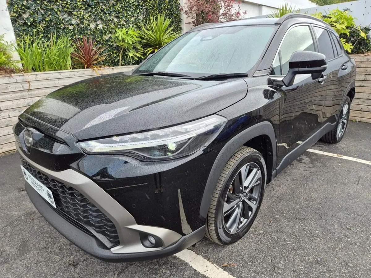 Toyota Corolla Cross 1.8 HYBRID / SPORT Z-PACK WIT - Image 2