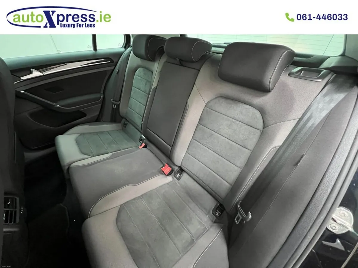 Volkswagen Golf TSI Highline Tech Edition , revers - Image 4