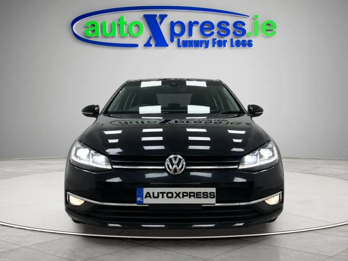 Volkswagen Golf TSI Highline Tech Edition , revers - Image 3