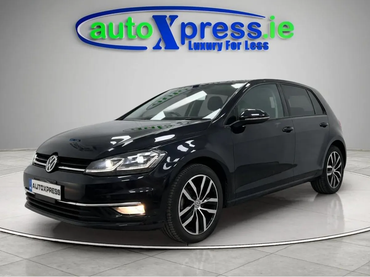 Volkswagen Golf TSI Highline Tech Edition , revers - Image 5