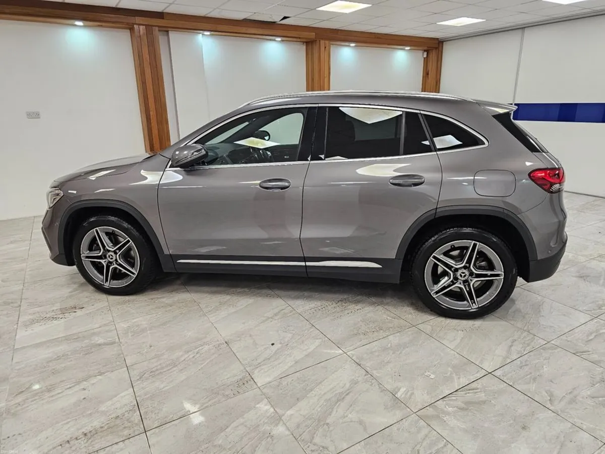 Mercedes-Benz GLA 250 Exclusive Edition E 5DR AU - Image 4