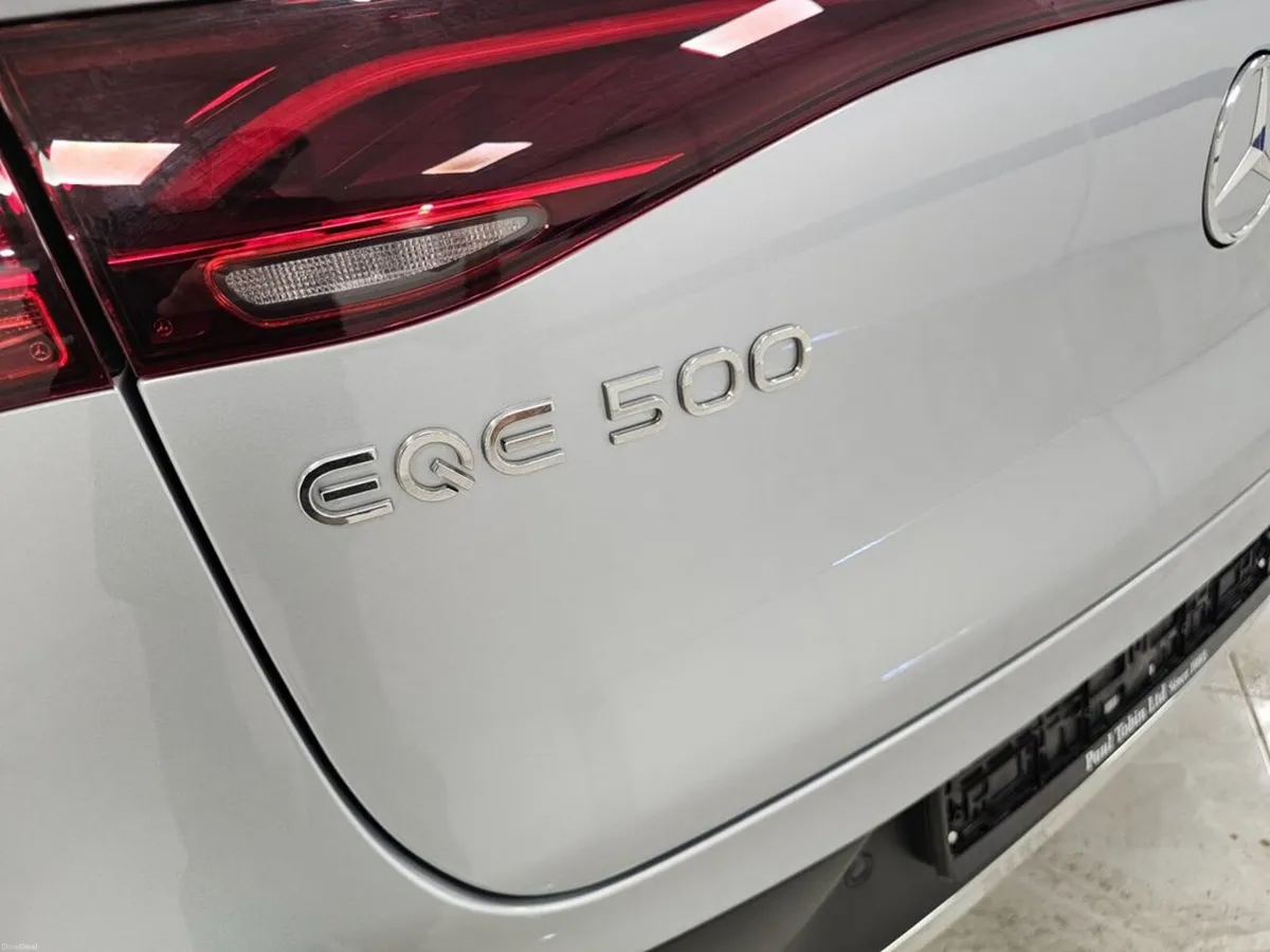 Mercedes-Benz EQE SLIDING ROOF - Image 6