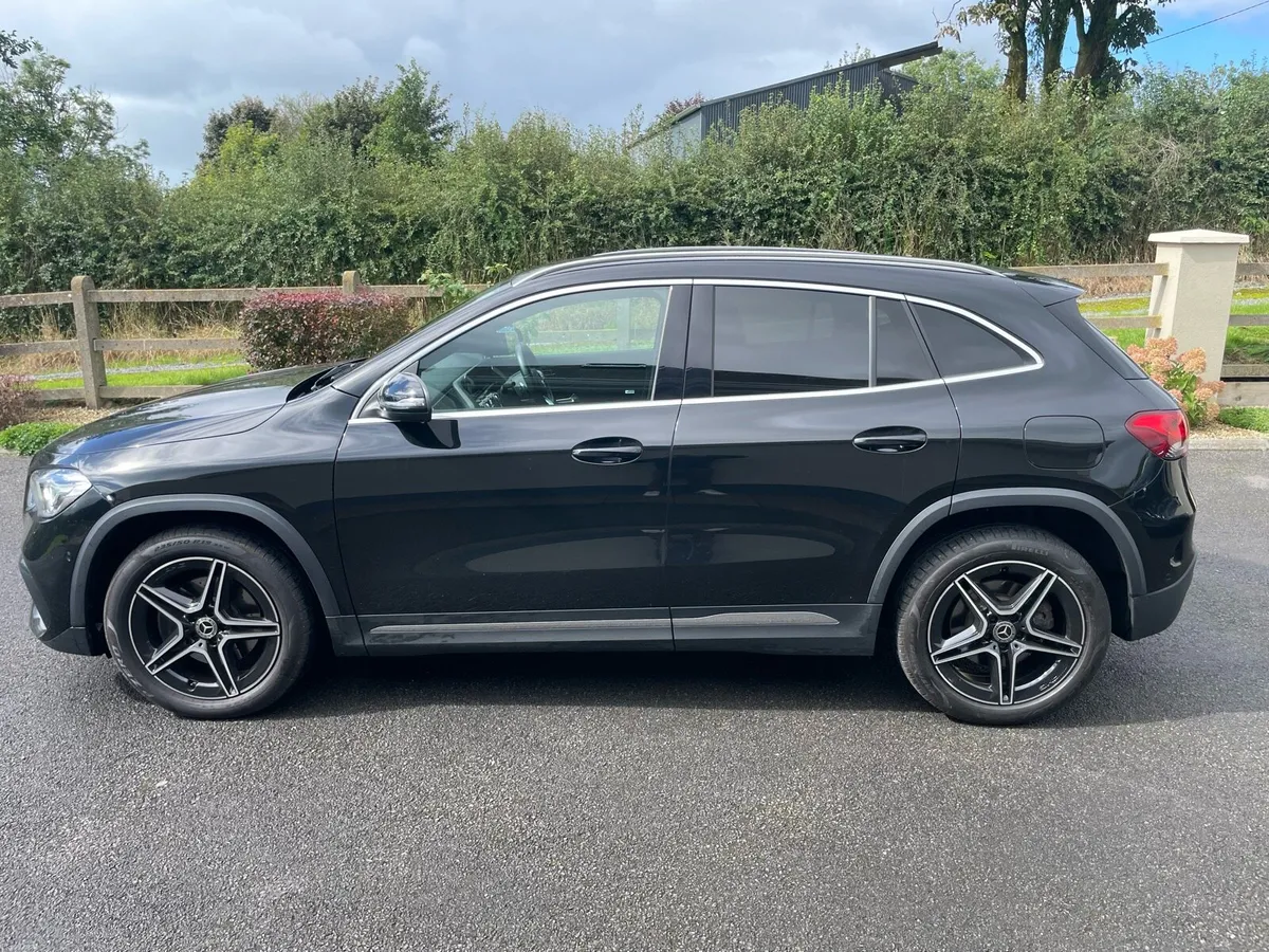 MERCEDES-BENZ GLA 250 AMG LINE EXECUTIVE E - Image 4