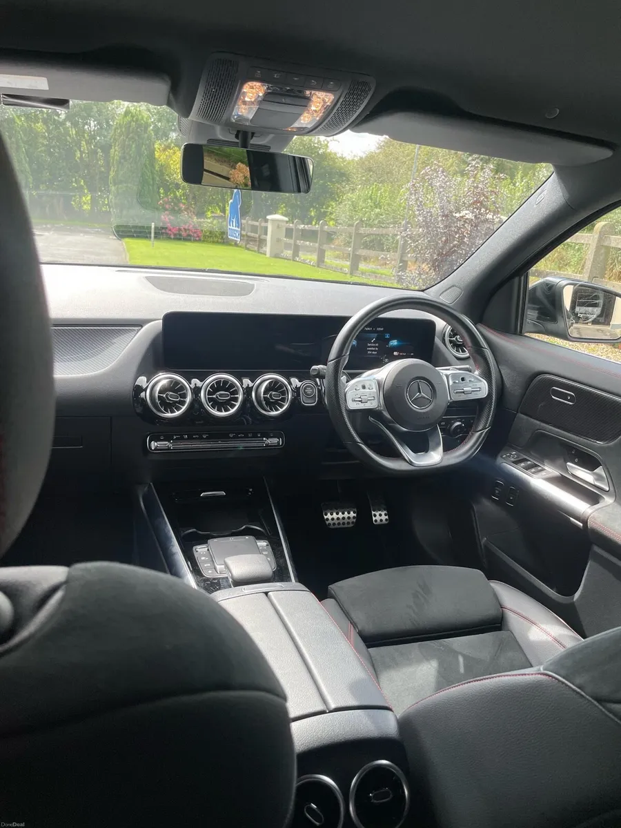 MERCEDES-BENZ GLA 250 AMG LINE EXECUTIVE E - Image 5