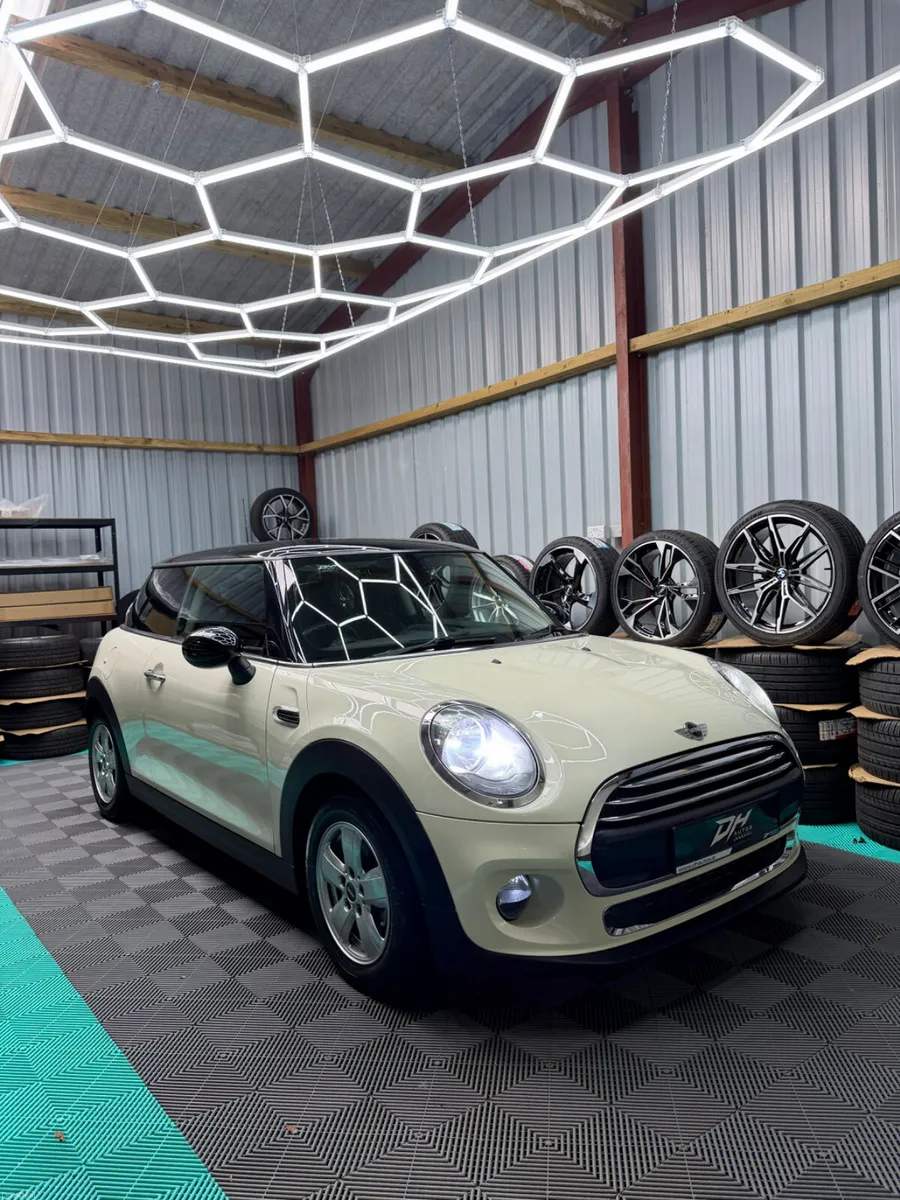 2017 (172) Mini Cooper 1.2 Petrol - Only 69,000KM! - Image 1