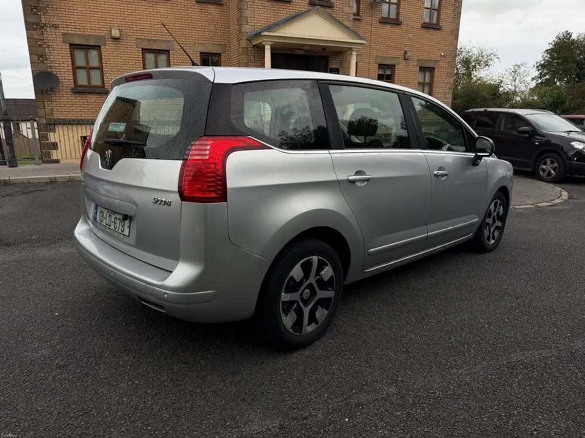 2013 Peugeot 5008 - Image 3