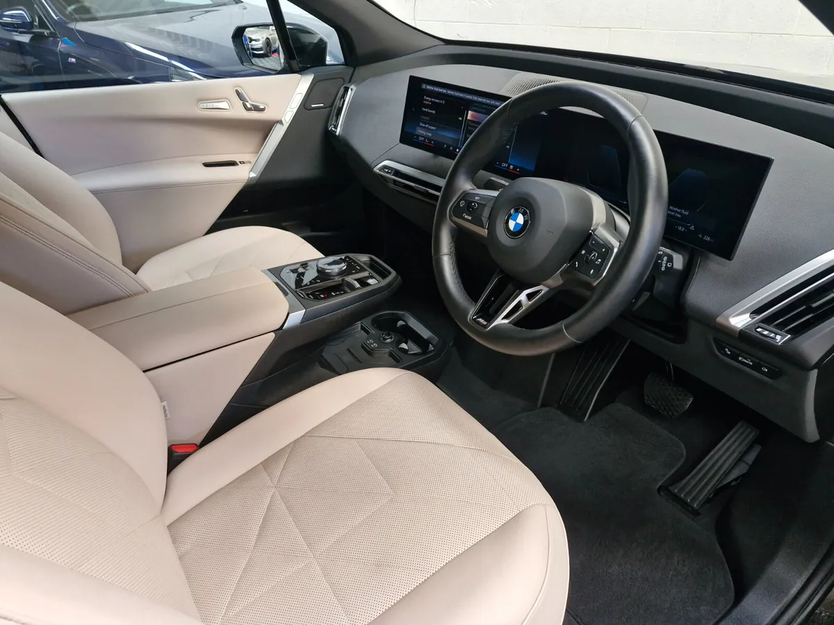 2024 iX XDRIVE40 M SPORT (VERY HIGH SPEC)LASER LIG - Image 6