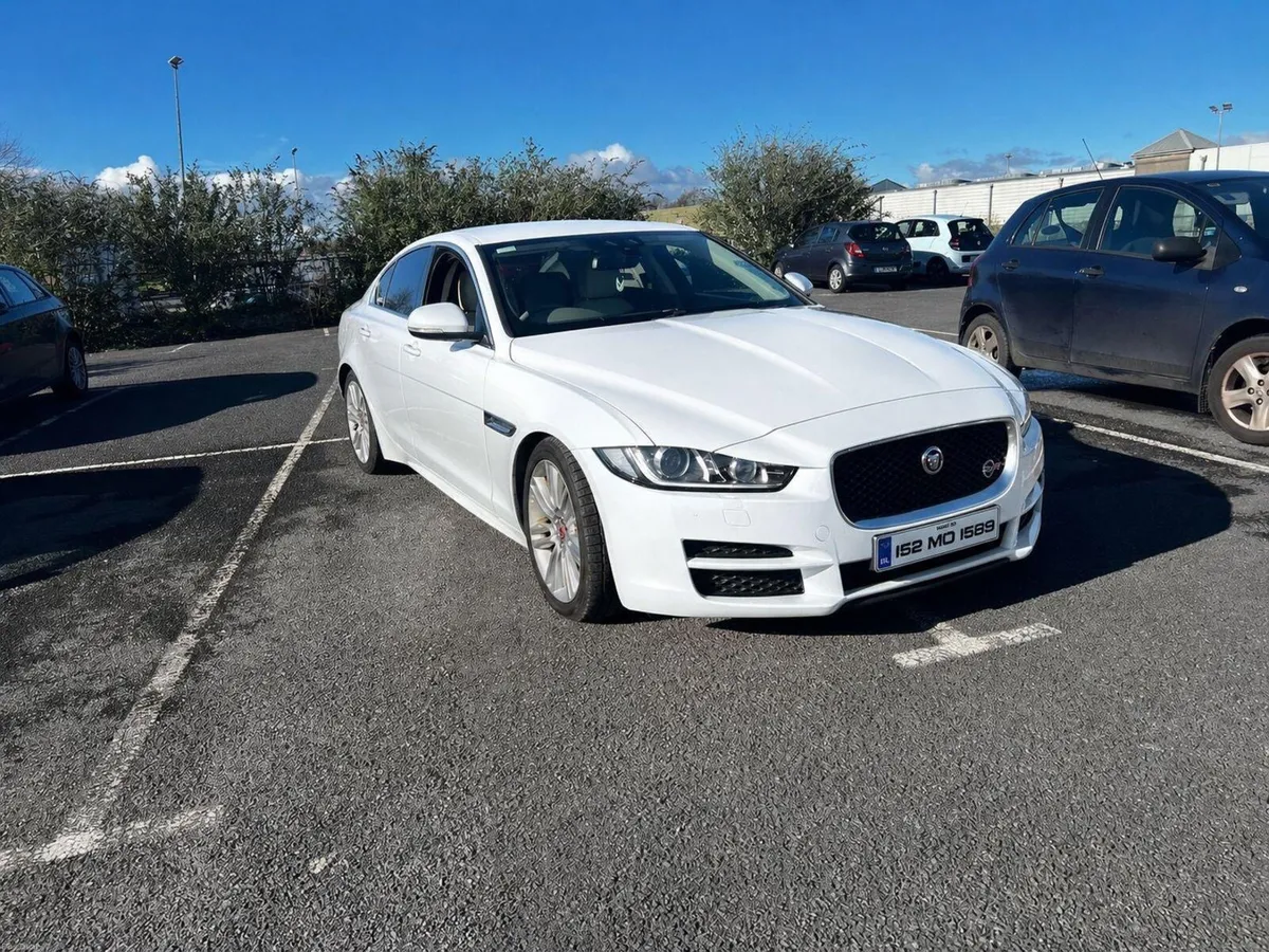 Jaguar XE 2015 - Image 1