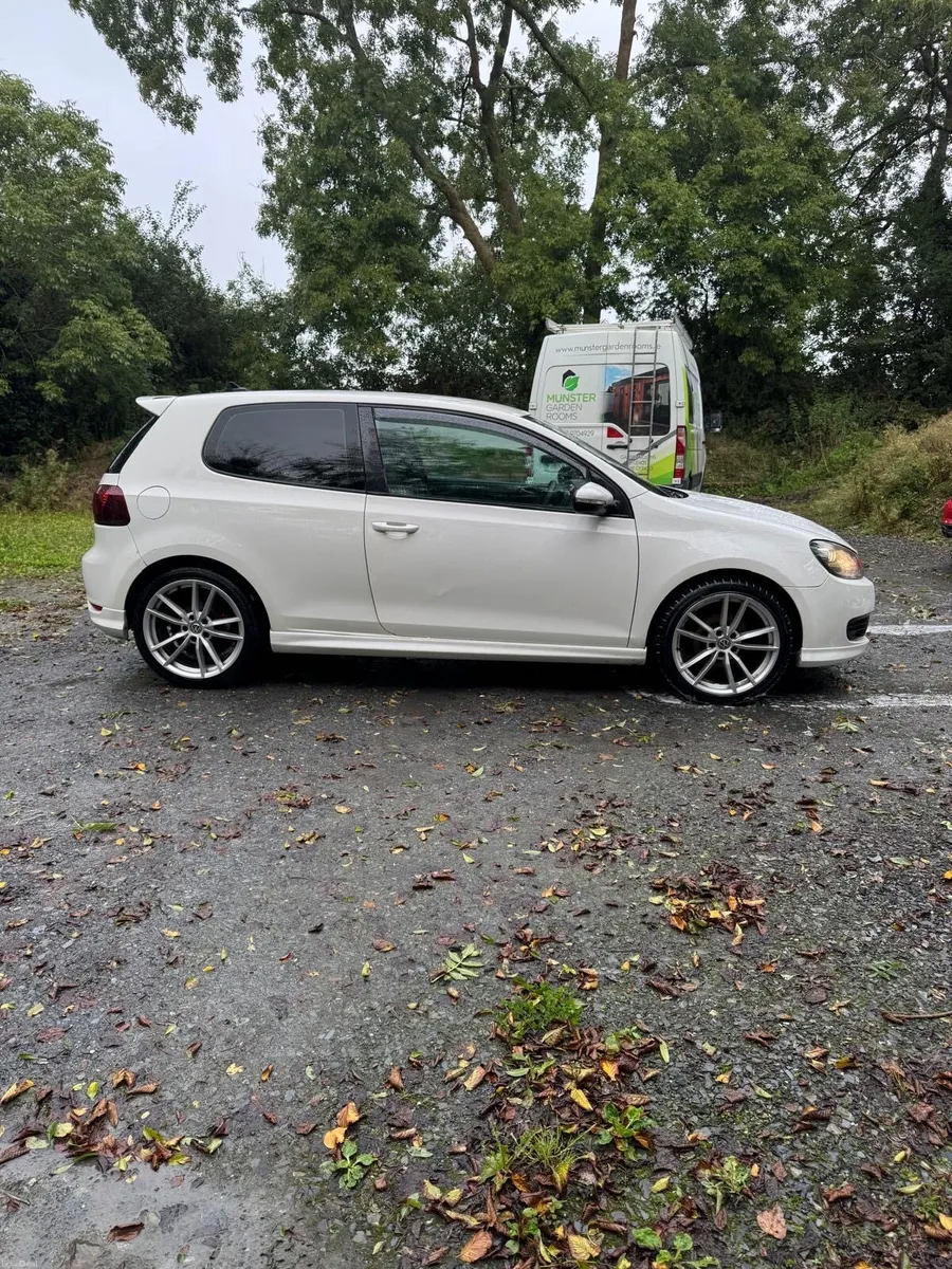 Golf - Image 2