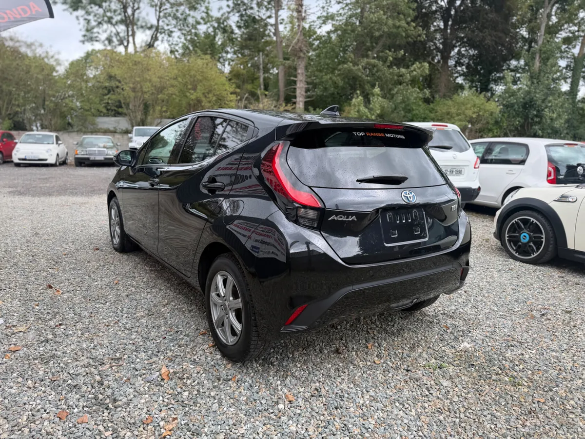 Toyota Aqua 2023 Z adventure Trim - Image 4