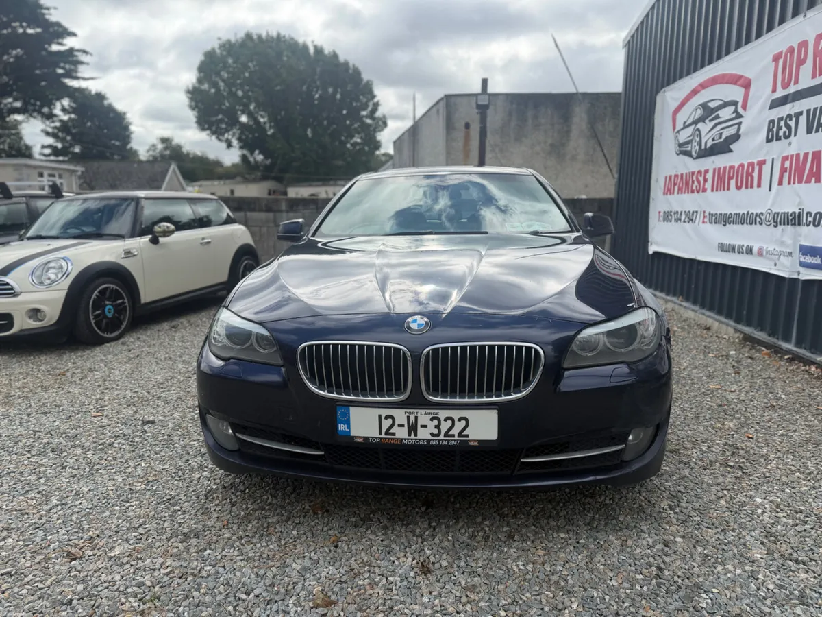 BMW 5-Series 2012 - Image 2