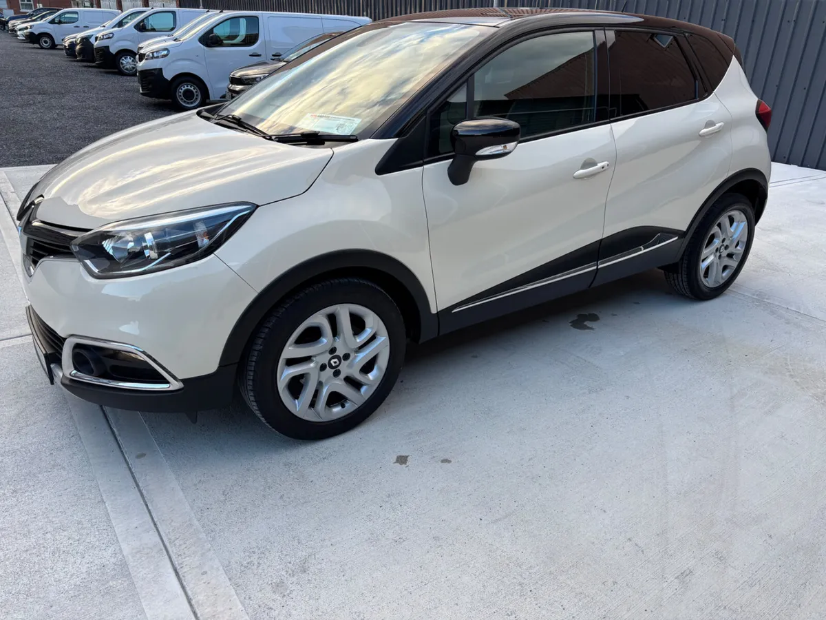 2016 Renault Captur 1.5 dci SIGNATURE - Image 3