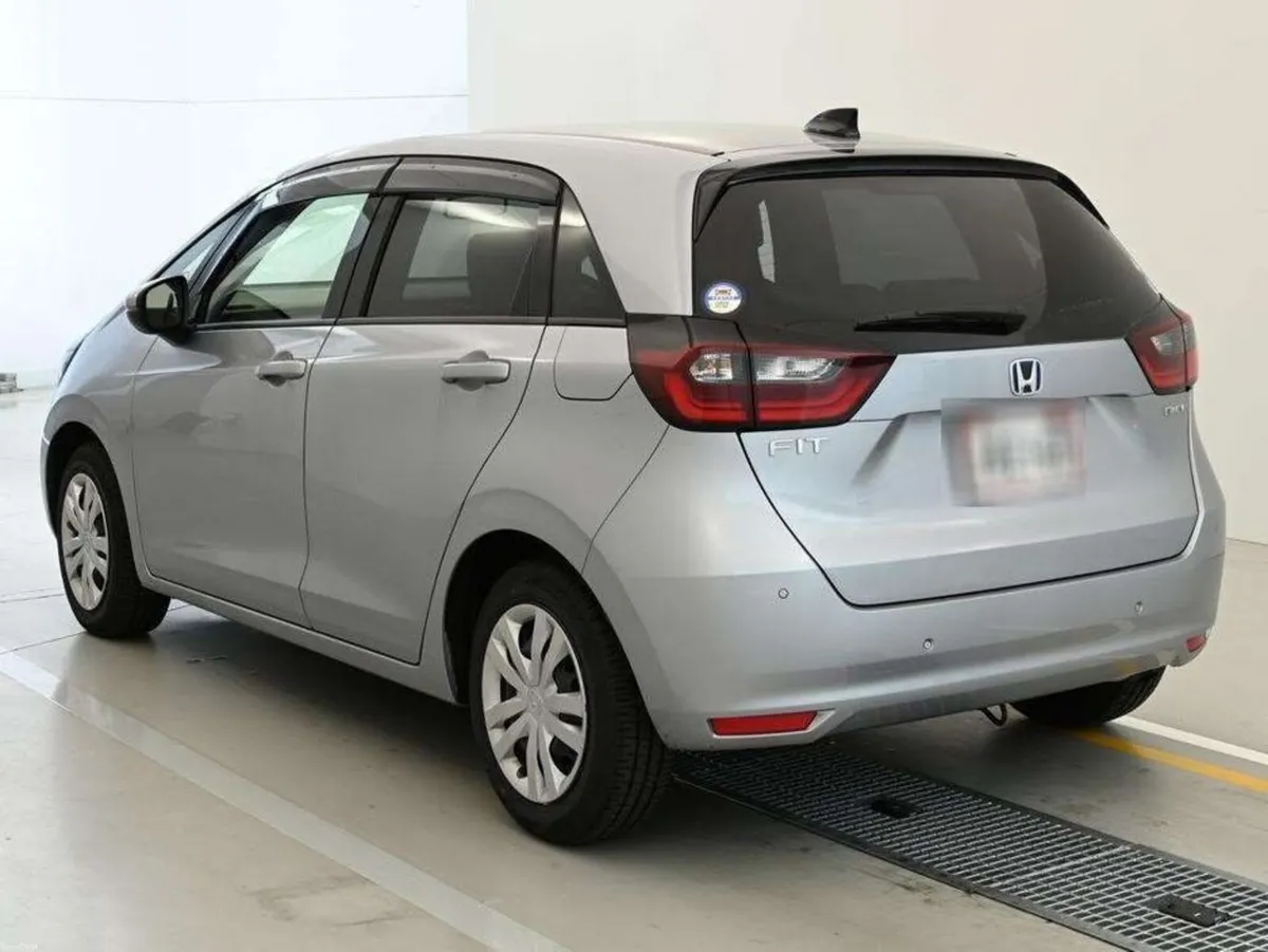 Honda Fit E HEV - Image 2