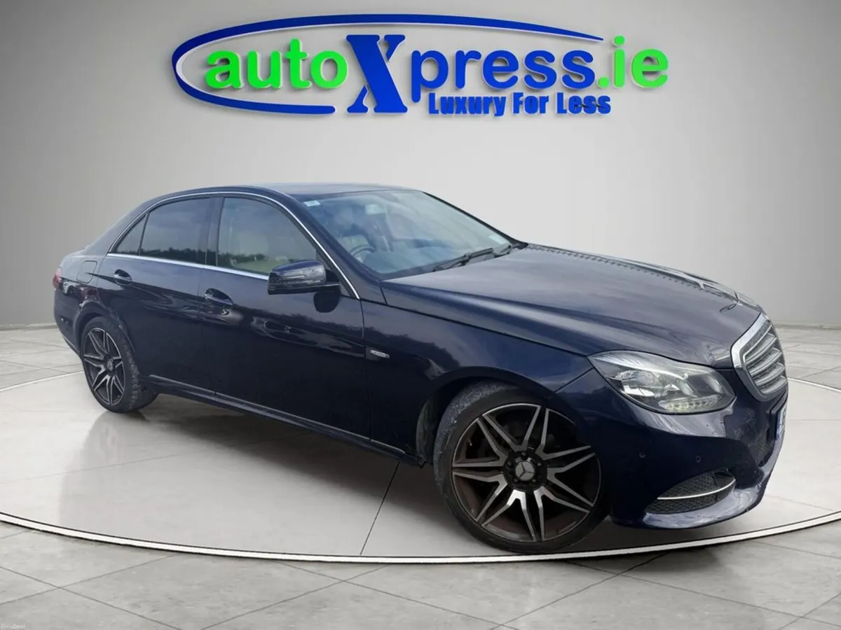 Mercedes-Benz E-Class E 200 Bluetec Avant A/T 4DR - Image 1