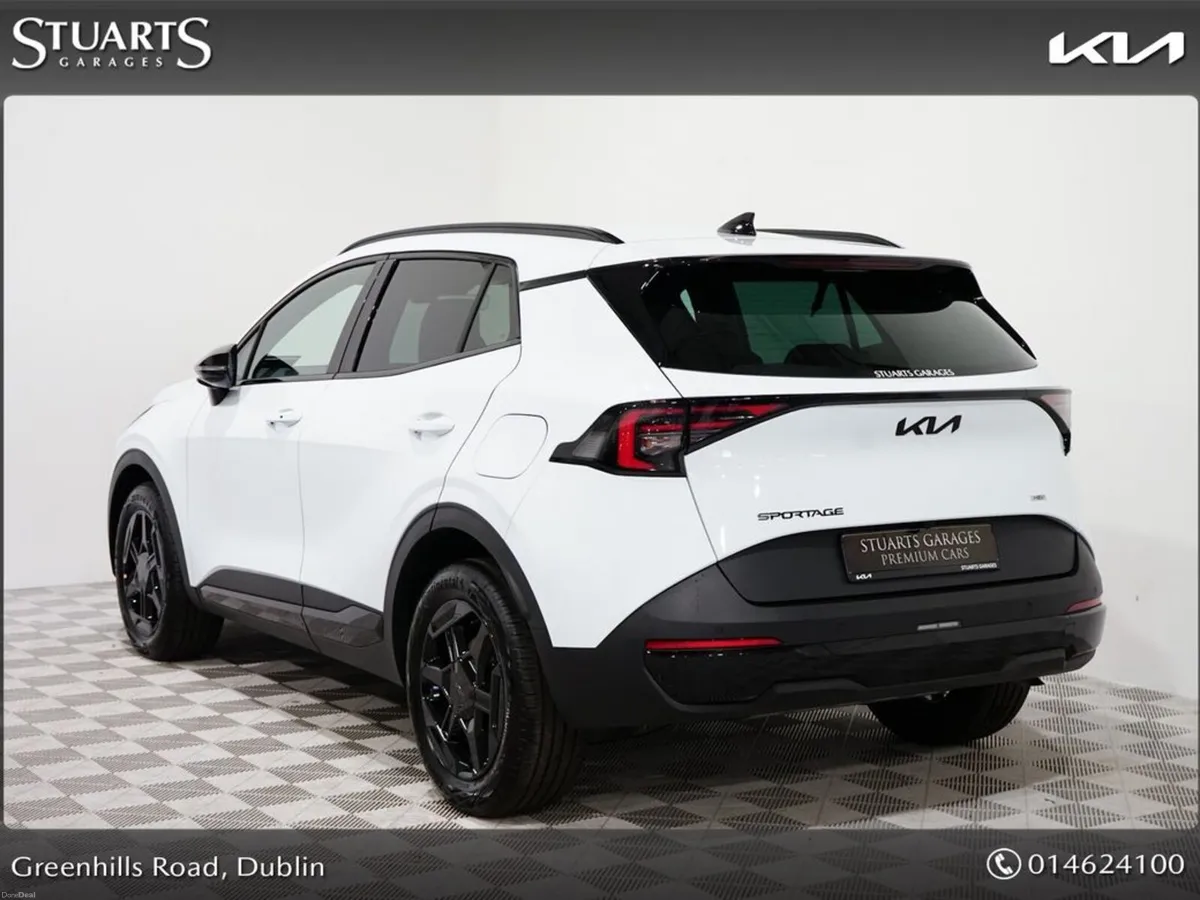 Kia Sportage HEV Black Edition 5DR - Image 2