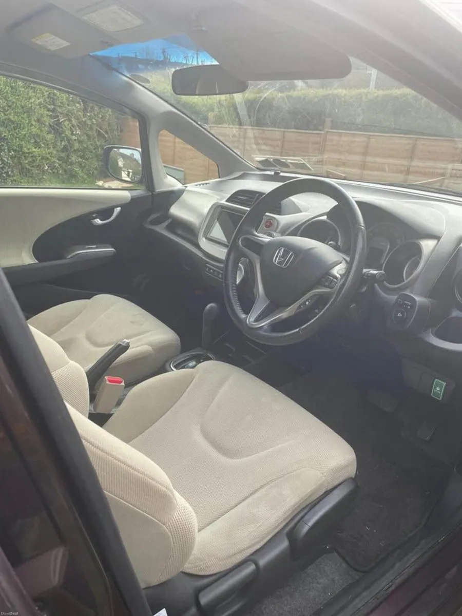Honda Fit 2012 - Image 6