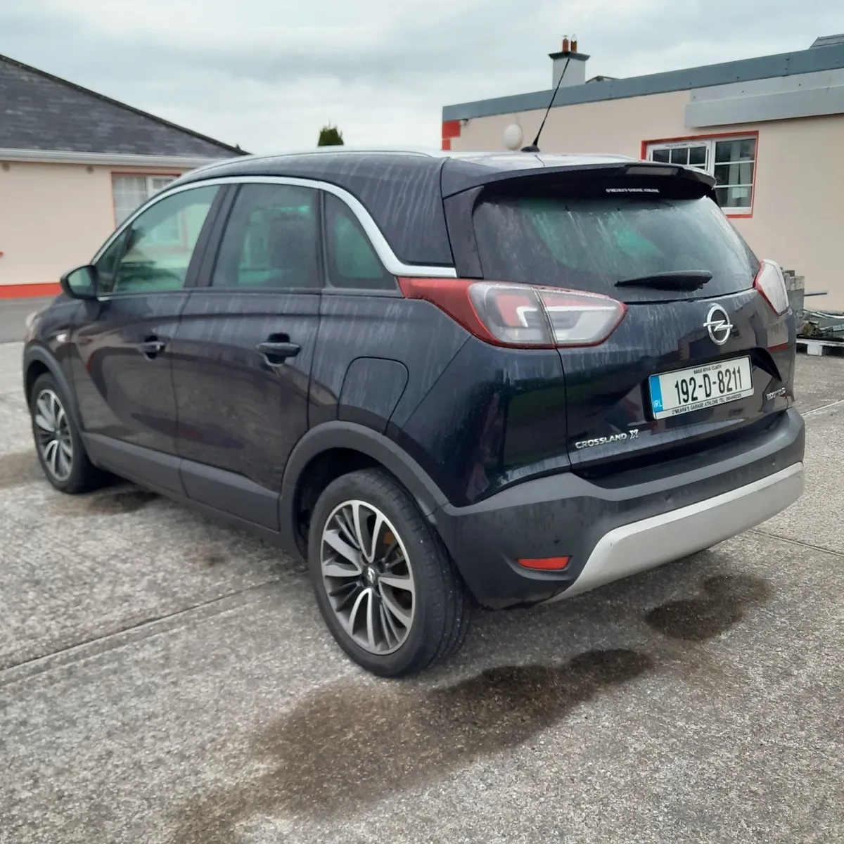 192 low miles diesel opel crossland x - Image 5